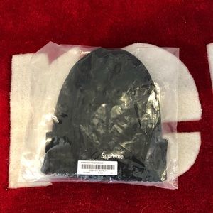 Supreme Overdyed Ribbed Black Beanie SS18